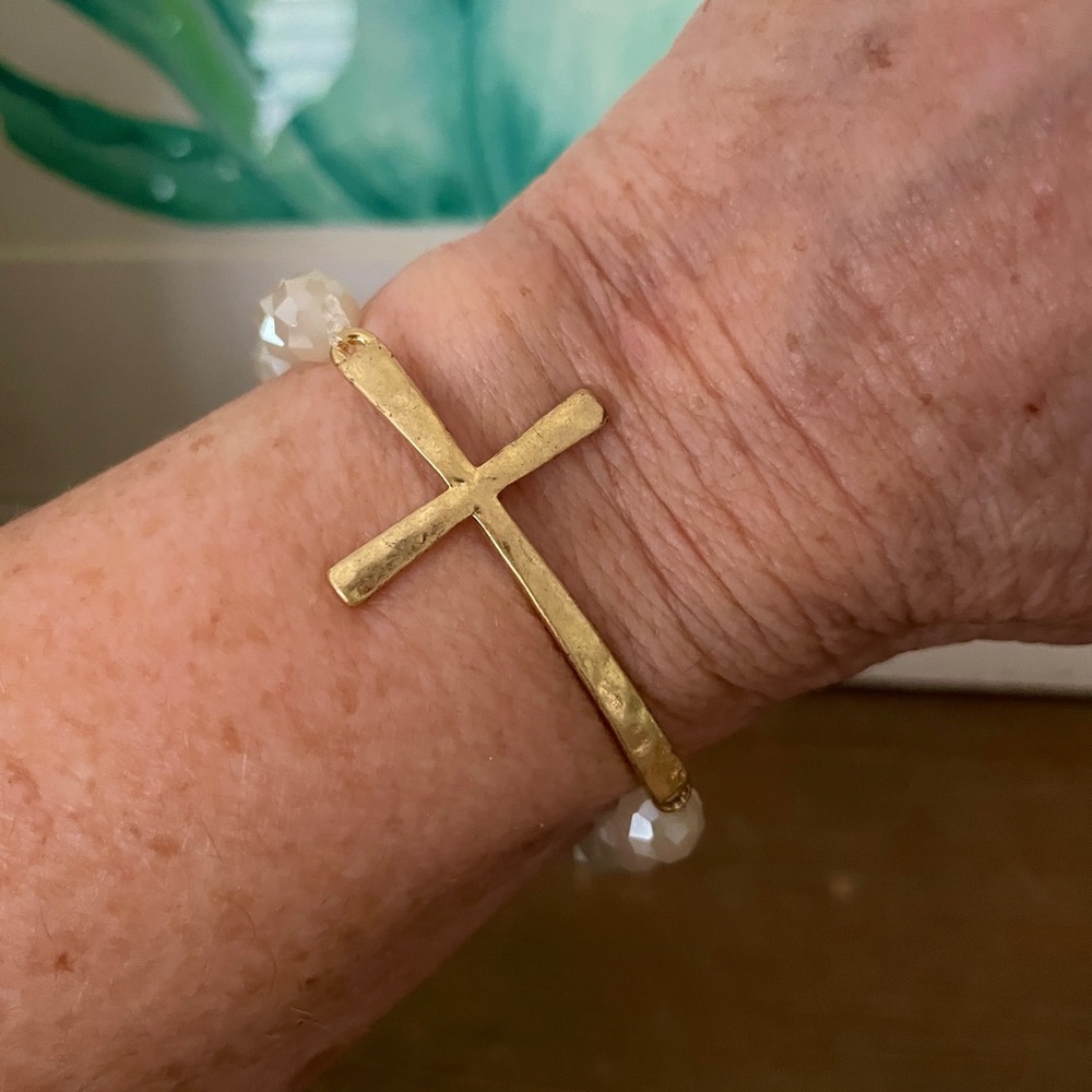 Gold Cross crystal beaded Bracelet stretch wrist sideways cross
